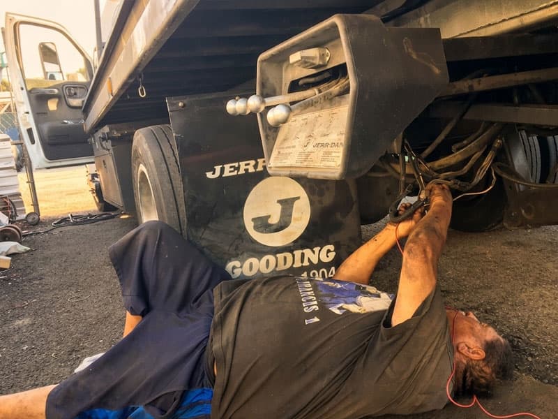 Roadside Brake Chamber Swap